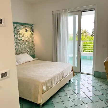 Ganimede Hotel 4*