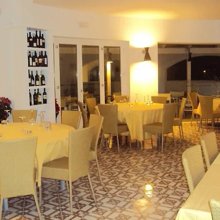 Ganimede 4* Sperlonga